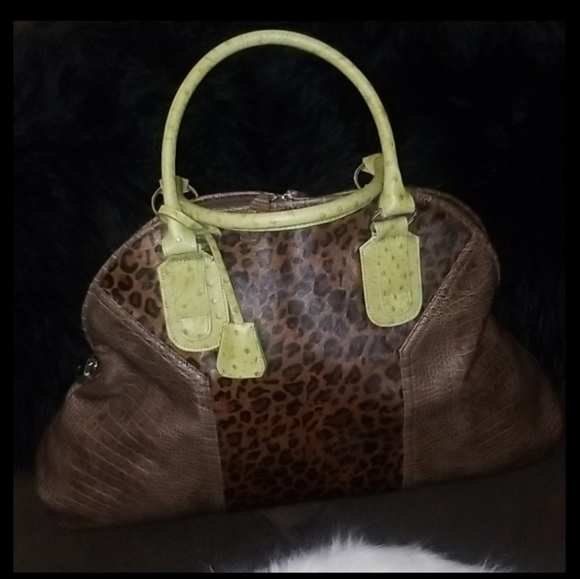 Mito Milan Handbags - 👜MITO MILAN Weekend Travel Bag👜